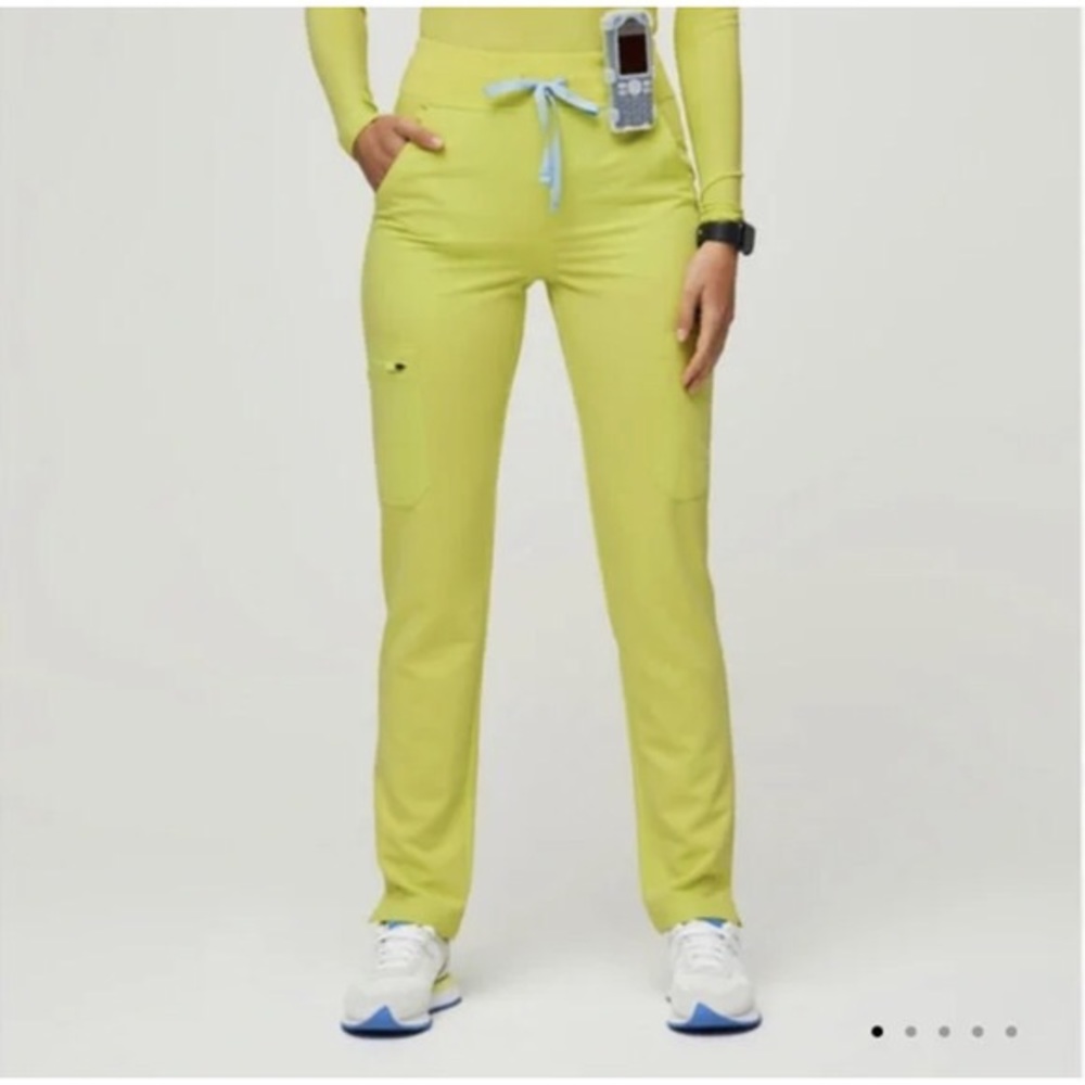 FIGS scrub pants